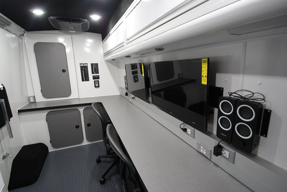 Mobile Concepts Command-3WS Ford Sprinter Van
