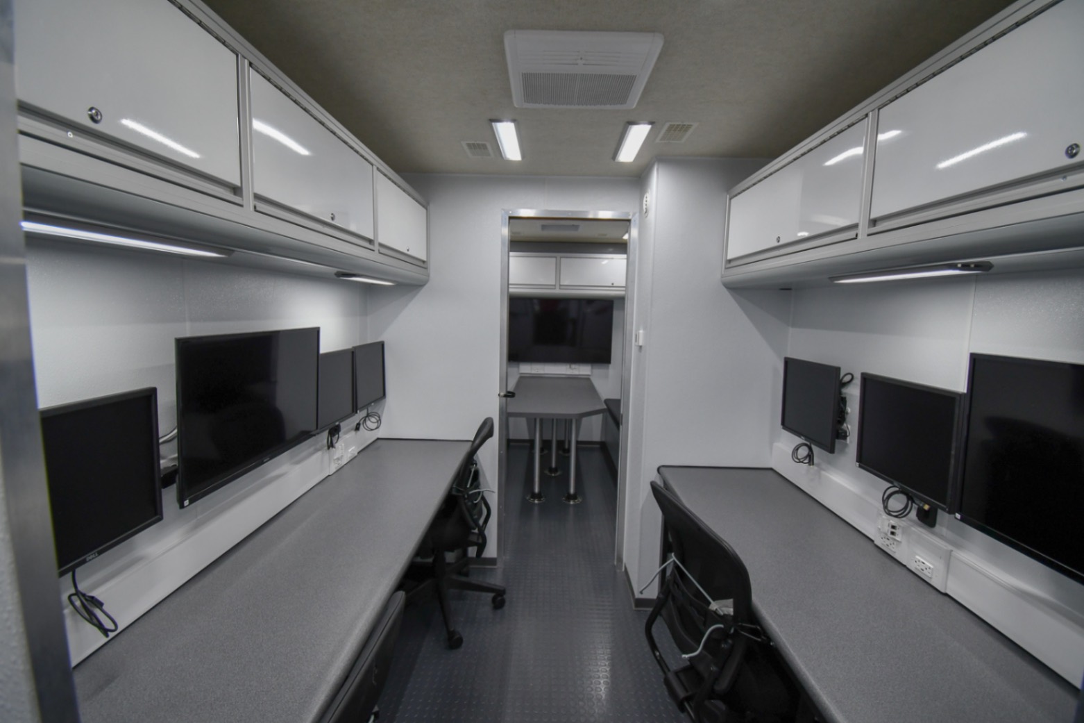 A back-to-front view inside the Command 31-4WS made for Cookeville, TN.