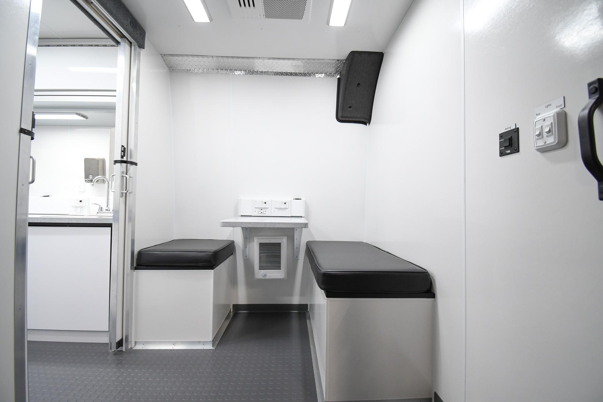 A view of the waiting area inside the unit for Greene County, NY.