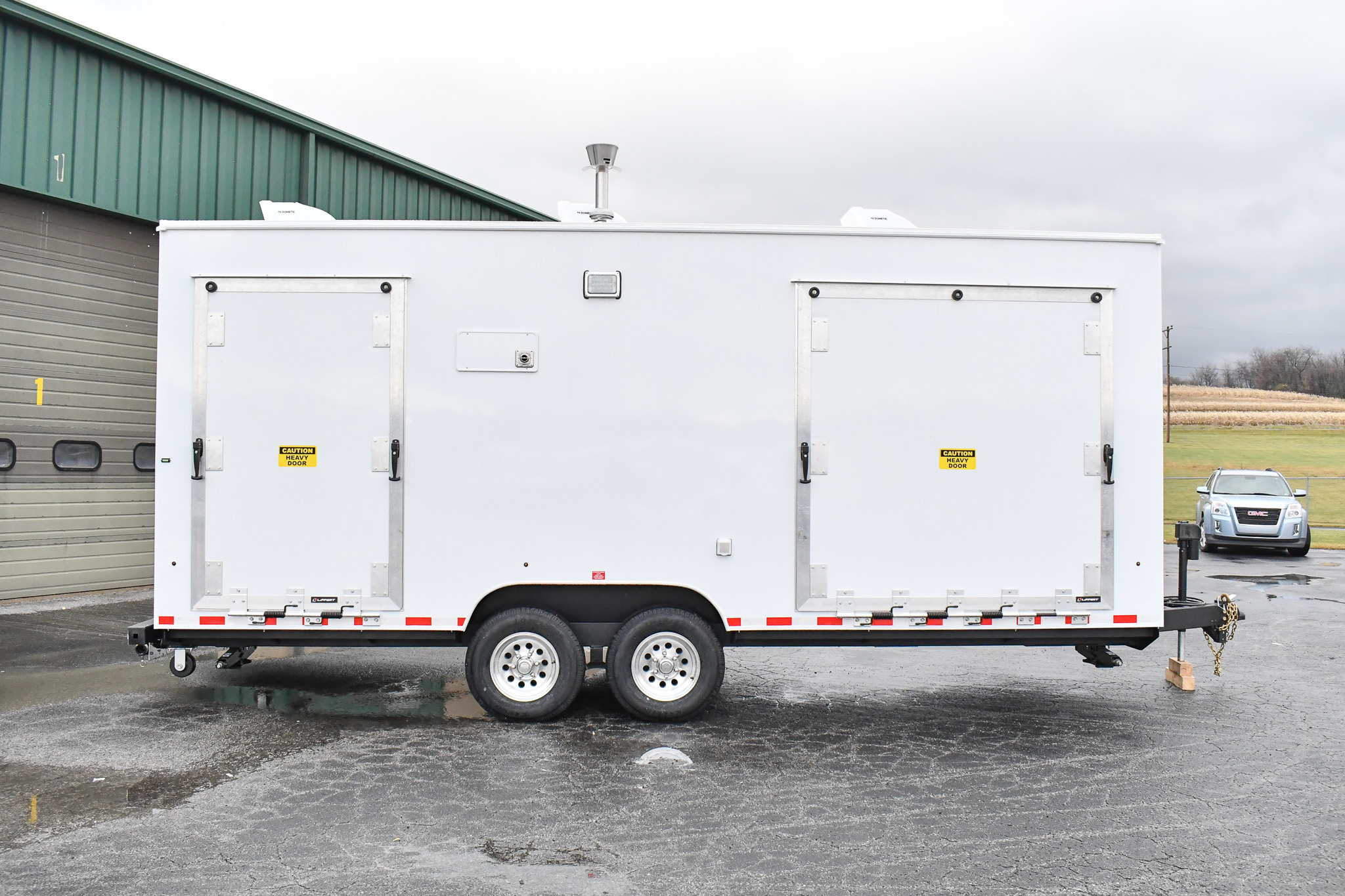 An alternate side view of the unit for Jackson, MS. The ramps are up.