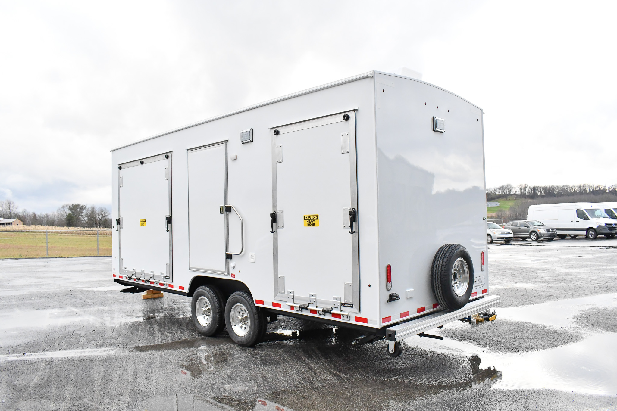 An exterior view of the unit for Jackson, MS. The ramps are up.