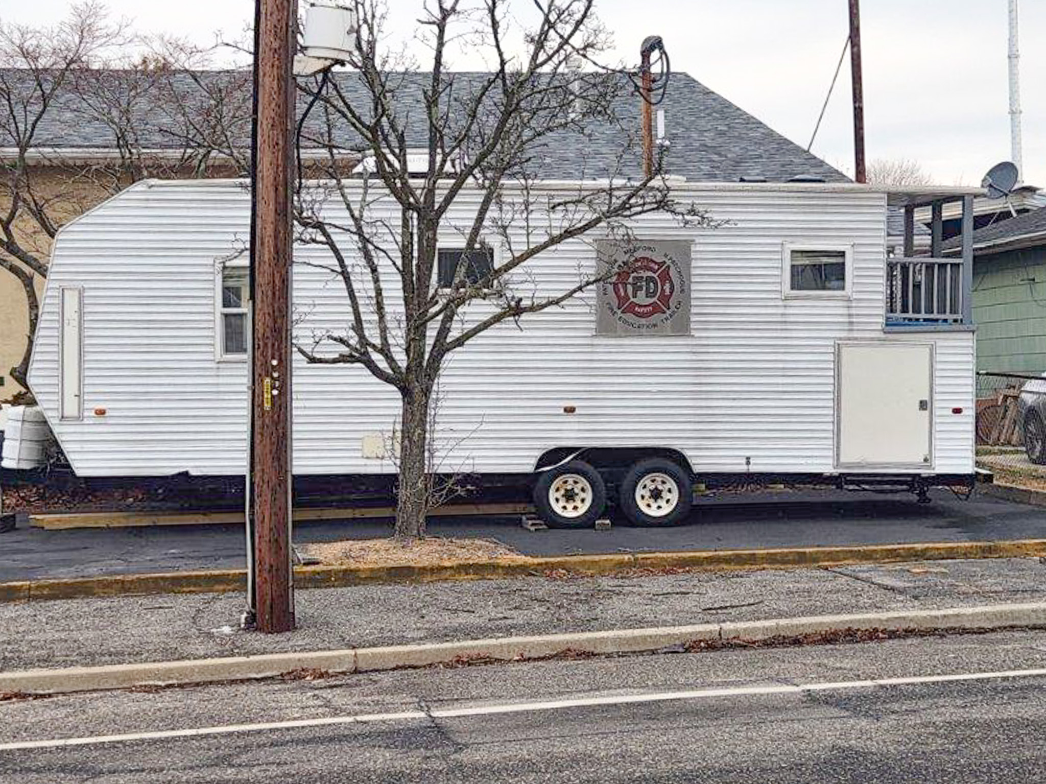An exterior picture of Medford FD's old SCOTTY Fire House.