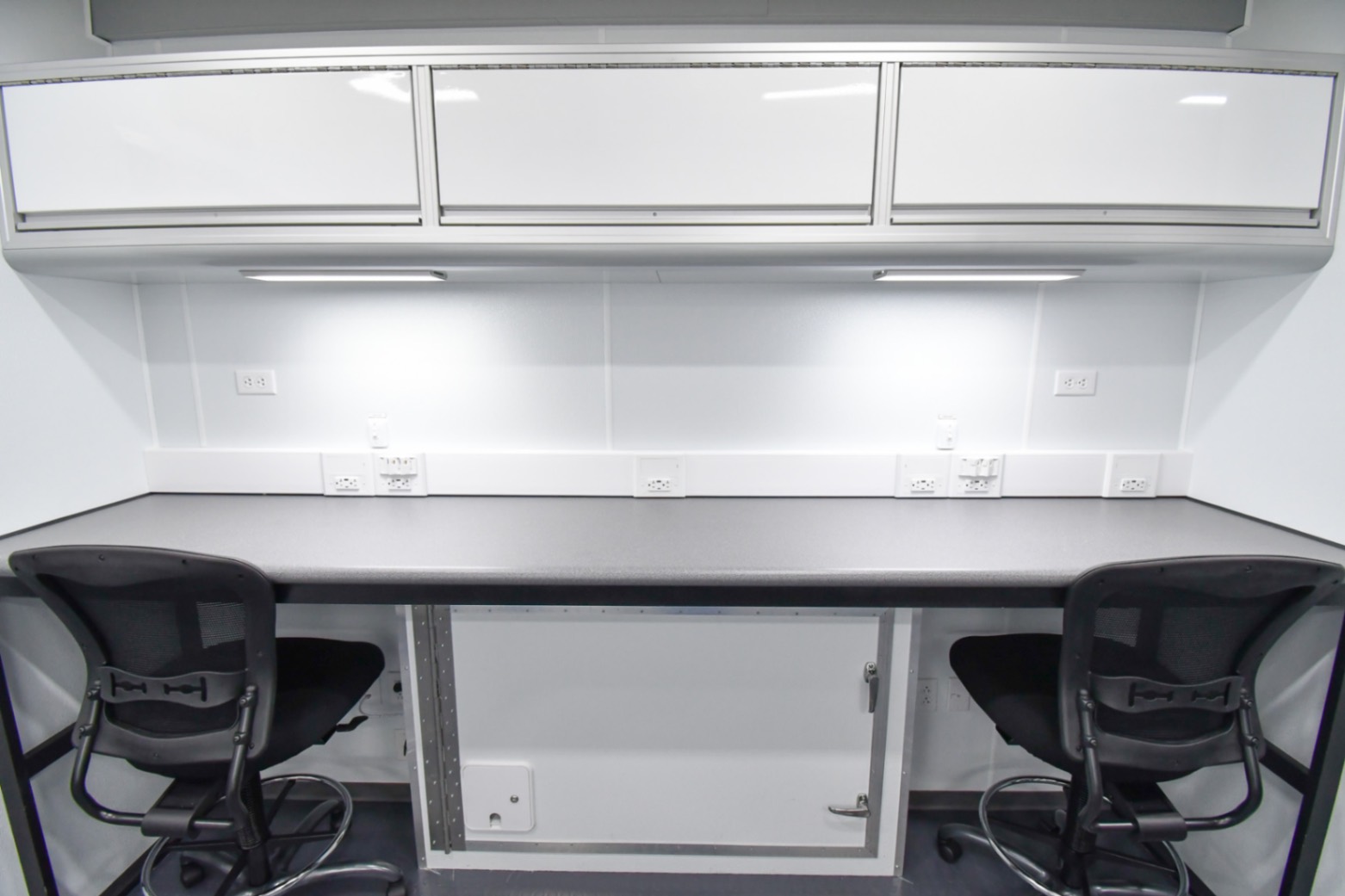 The workstations inside the Command 35-5WS SO made for Logan, WV.