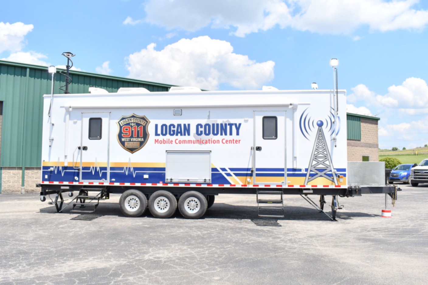 A side view of the Command 35-5WS SO made for Logan, WV.